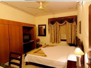 【ジャイプール ホテル】ラクシュミ パレス ジャイプール(Laxmi Palace Jaipur)